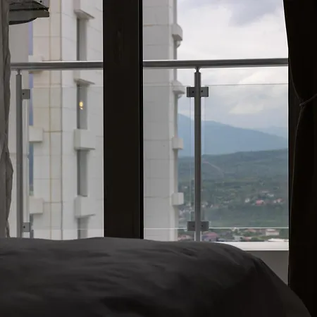 29th Floor - Skyline Serenity & - Exclusive Apartment *